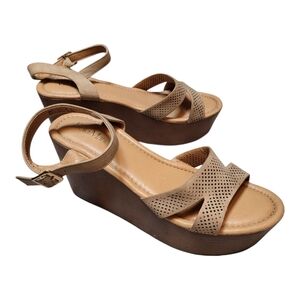Bella Marie Maida-5 Natural Beige Nude Wedge Sandals - Size 9